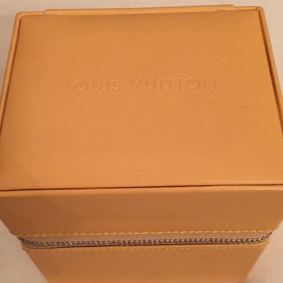 Louis Vuitton watch - Picture 7 of 8